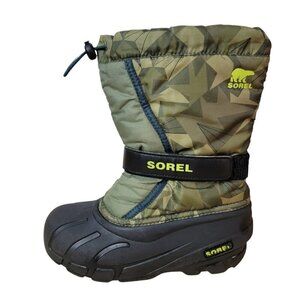 Sorel Green Flurry Print Boots - See Description